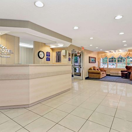 Microtel Inn & Suites By Wyndham Florence/Cincinnati Airpo Esterno foto