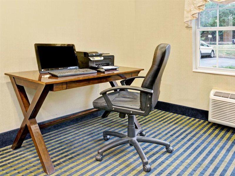 Microtel Inn & Suites By Wyndham Florence/Cincinnati Airpo Esterno foto