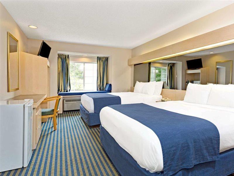 Microtel Inn & Suites By Wyndham Florence/Cincinnati Airpo Esterno foto