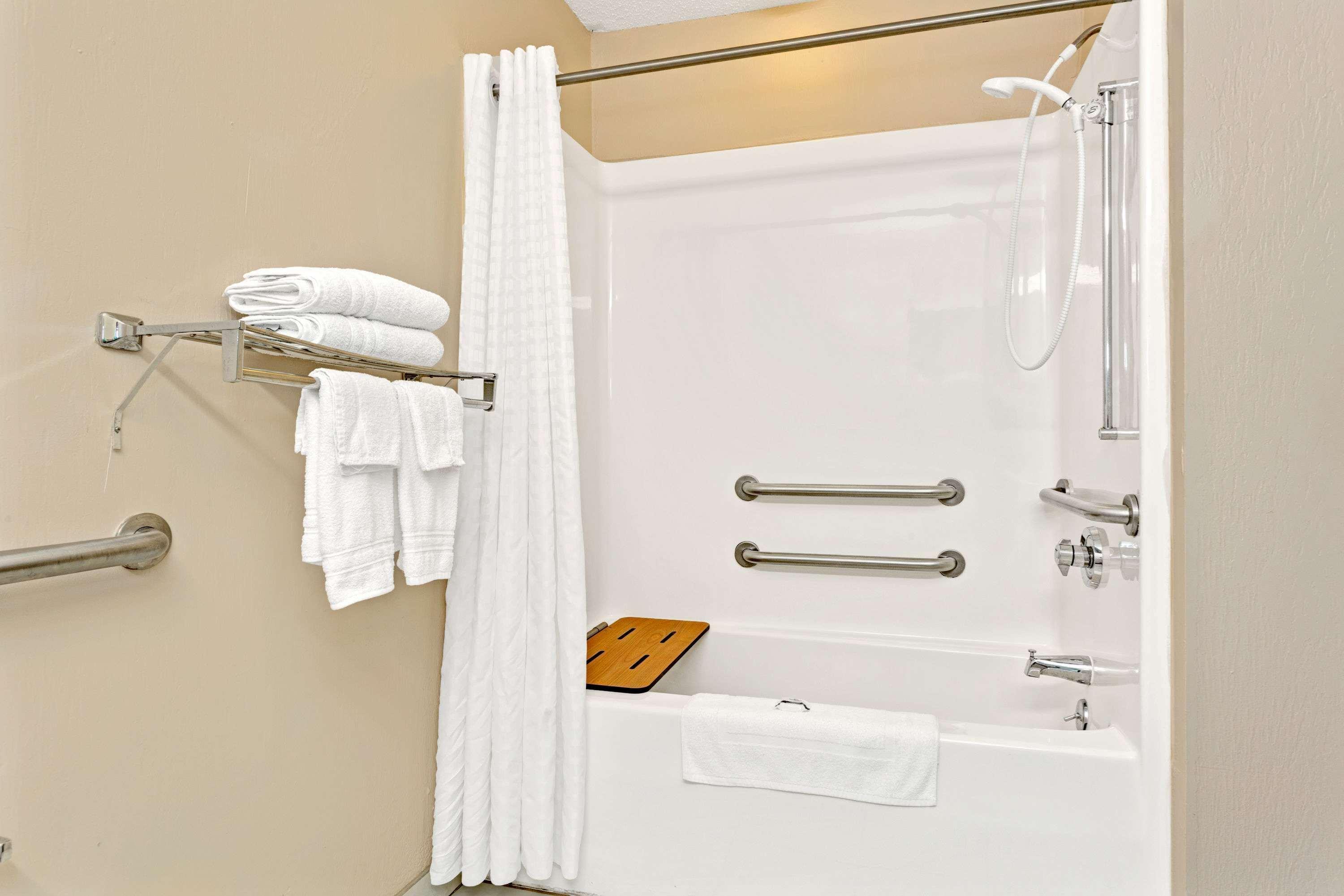 Microtel Inn & Suites By Wyndham Florence/Cincinnati Airpo Esterno foto