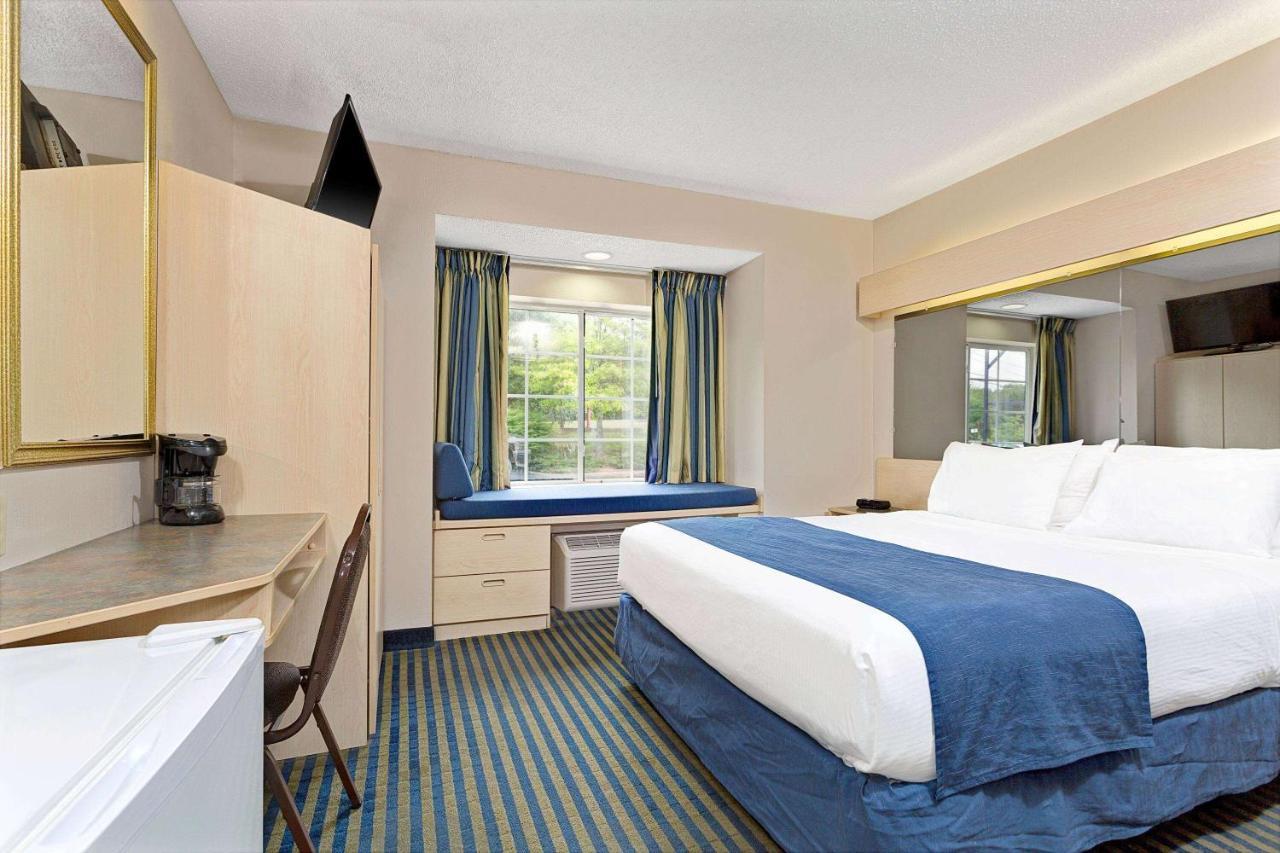 Microtel Inn & Suites By Wyndham Florence/Cincinnati Airpo Esterno foto
