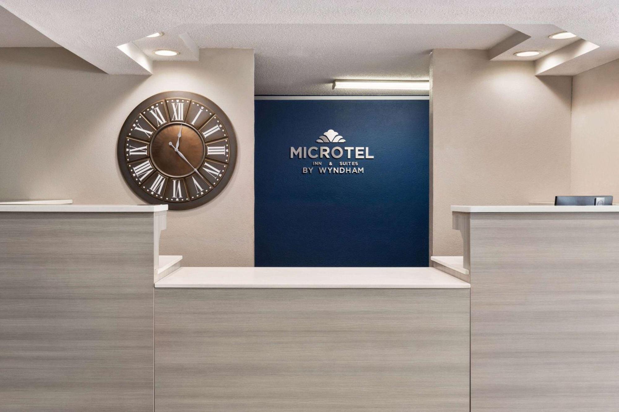 Microtel Inn & Suites By Wyndham Florence/Cincinnati Airpo Esterno foto