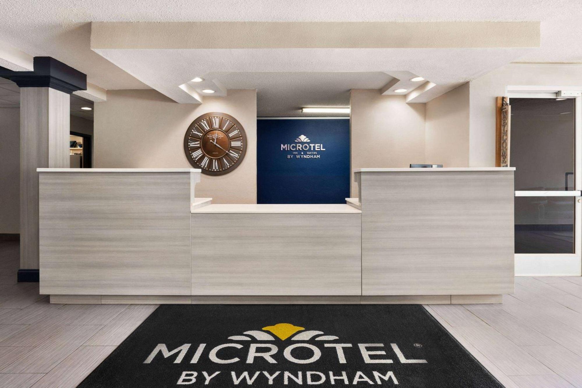 Microtel Inn & Suites By Wyndham Florence/Cincinnati Airpo Esterno foto