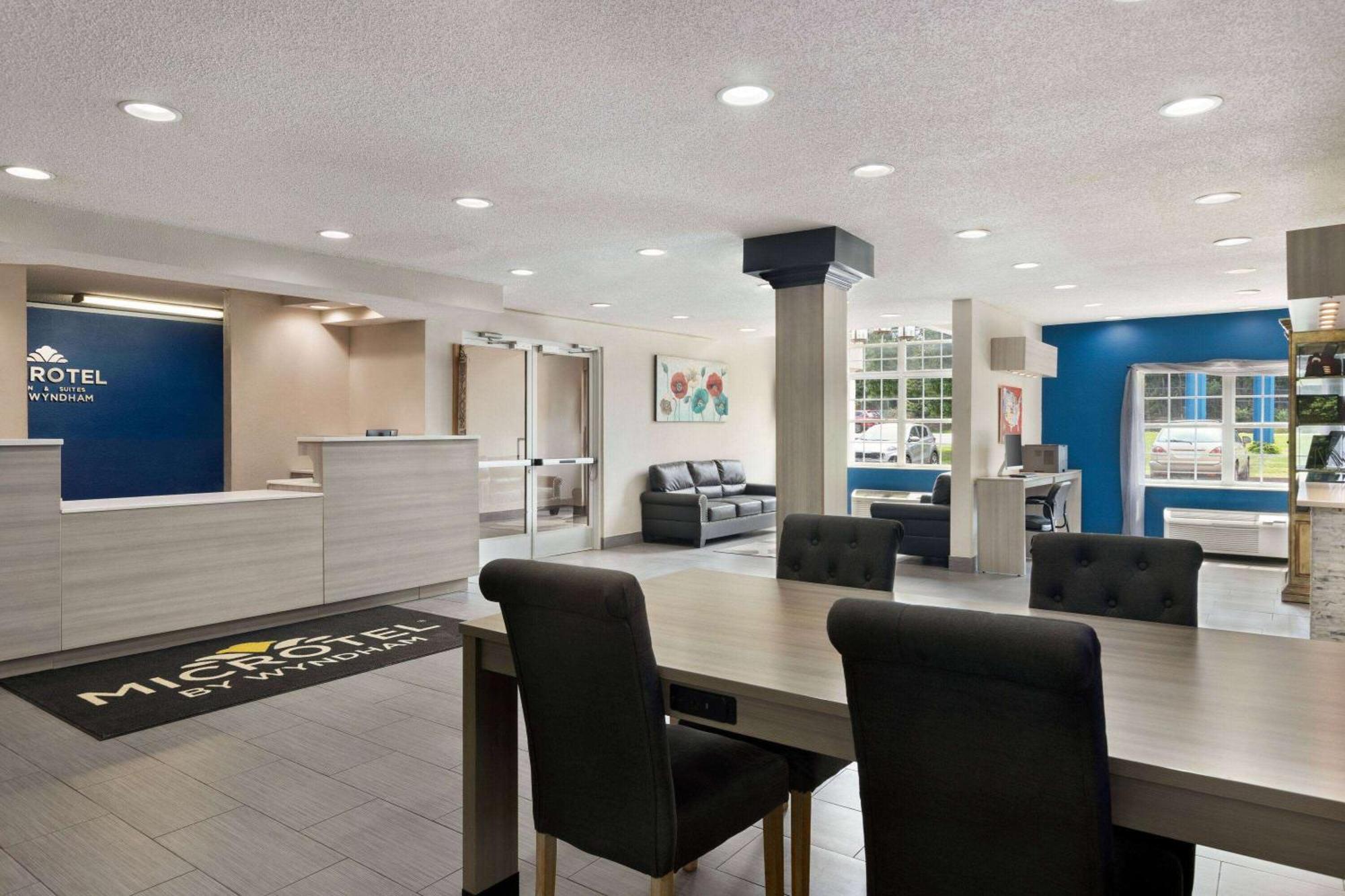 Microtel Inn & Suites By Wyndham Florence/Cincinnati Airpo Esterno foto