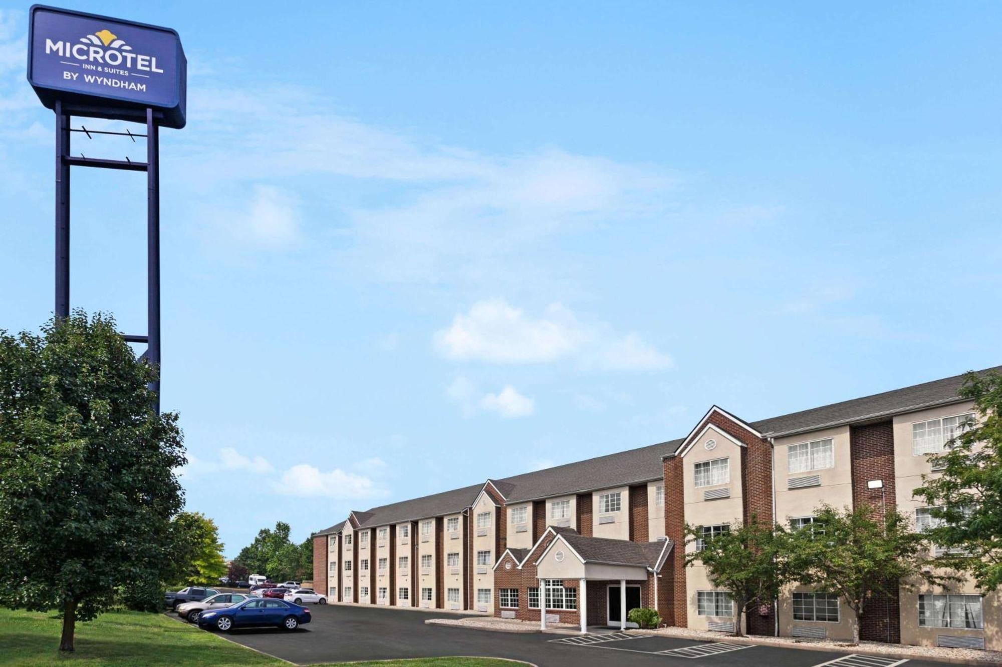 Microtel Inn & Suites By Wyndham Florence/Cincinnati Airpo Esterno foto